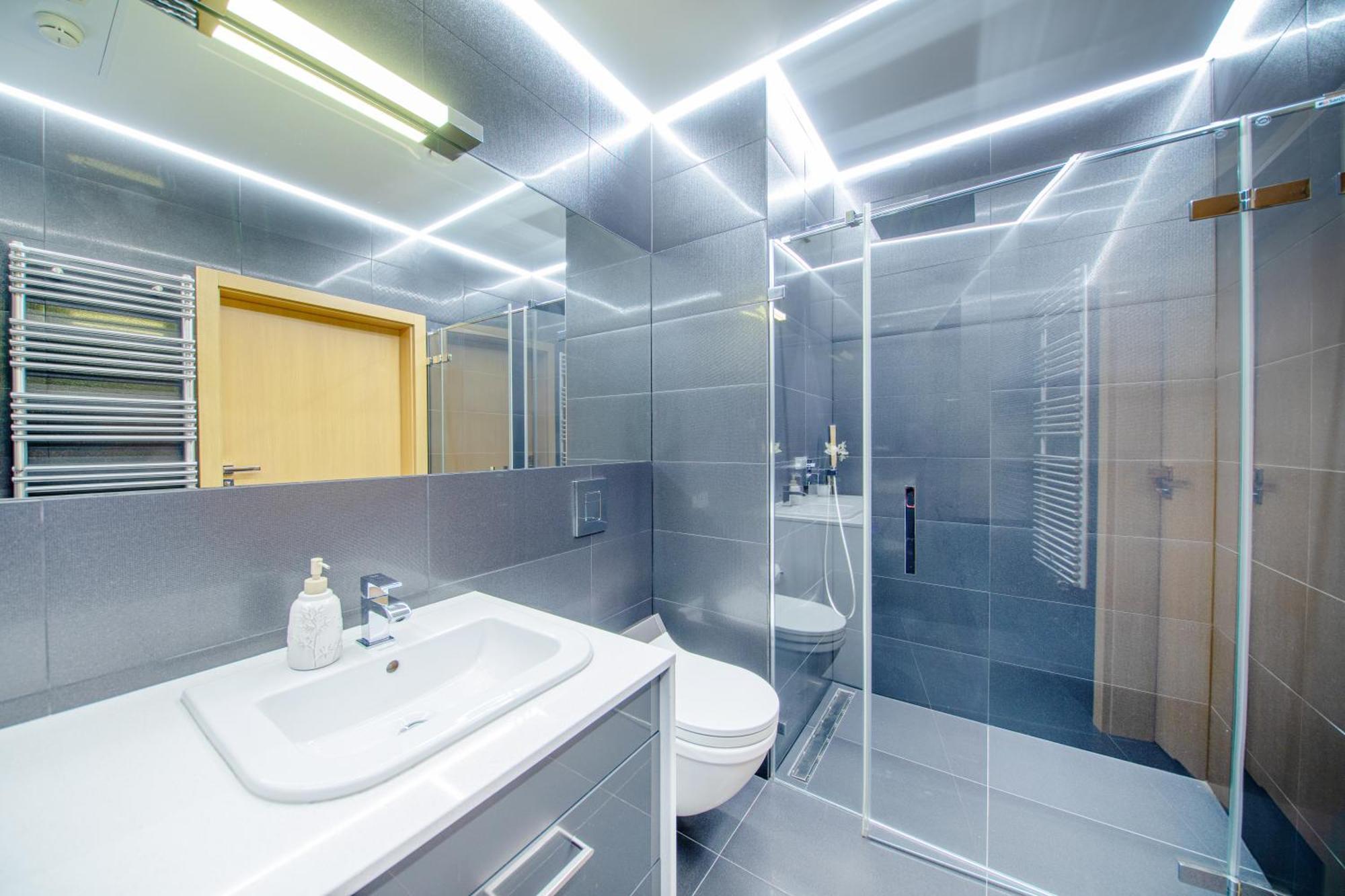 W Sky Tower Apartment